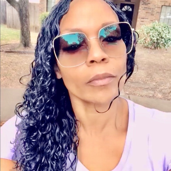 Meet your Posher, Tracy - Picture 2 of 11